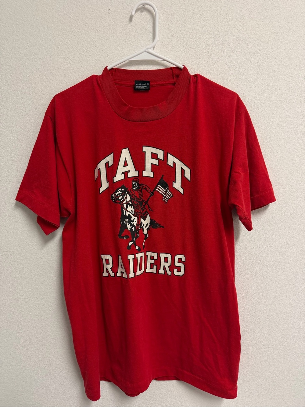 Fruit of the Loom Red Taft Raiders Graphic Tee